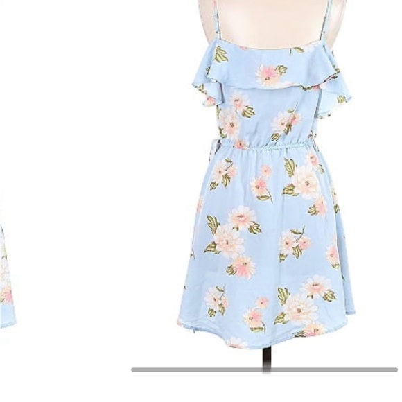 Sweet Wanderer: Blue Floral: Dress Small: see photos for measurements - Picture 5 of 6